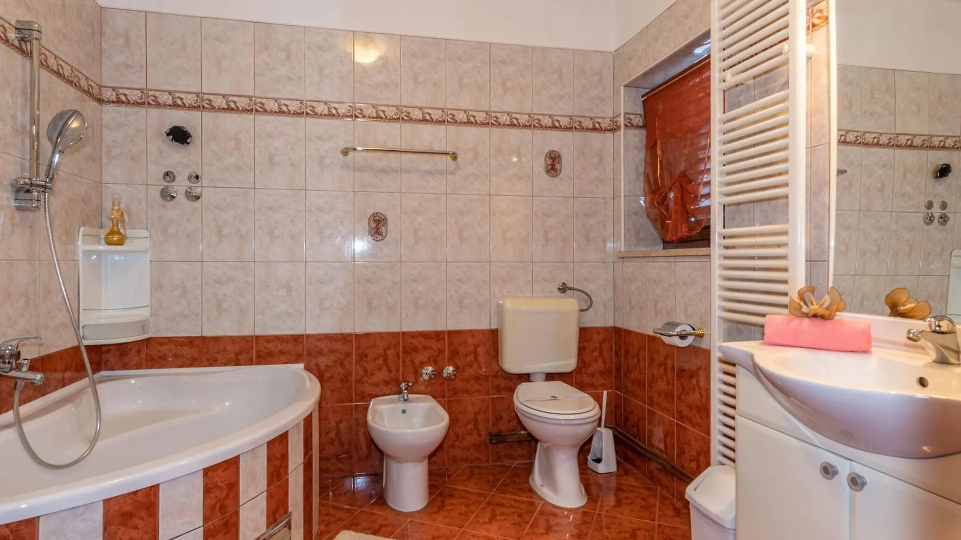 Holiday home Villa Mirela, A Romantic And Charming Pool Villa Nedescina